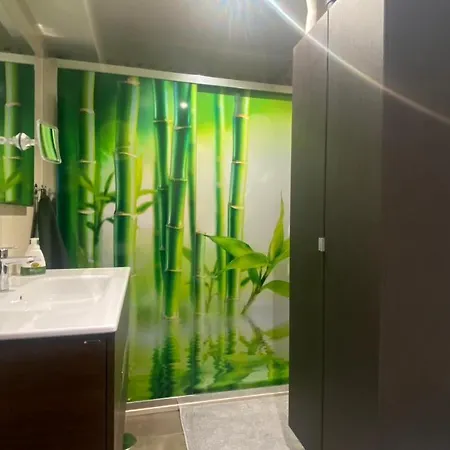 Completo Apartamento Para 2 En El Centro De גיחון